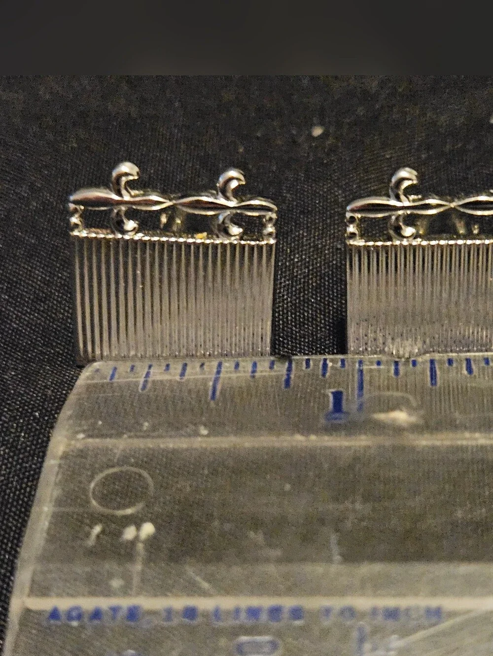 Vintage Swank Silver-tone Fleur De Lis Cufflinks Textured Ribbed Mid-century